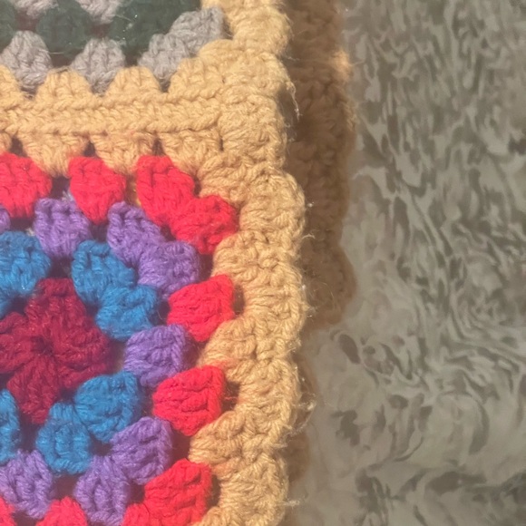 Multicolor Crochet Blanket handmade with love very clean and warm - Picture 5 of 5
